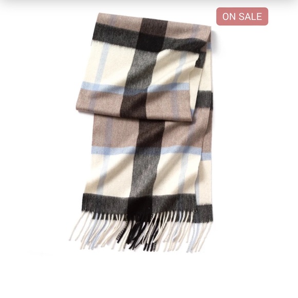 Luxury Cashmere Scarf with Tassels – Stylish Wrap and Shawl - Picture 11 of 14